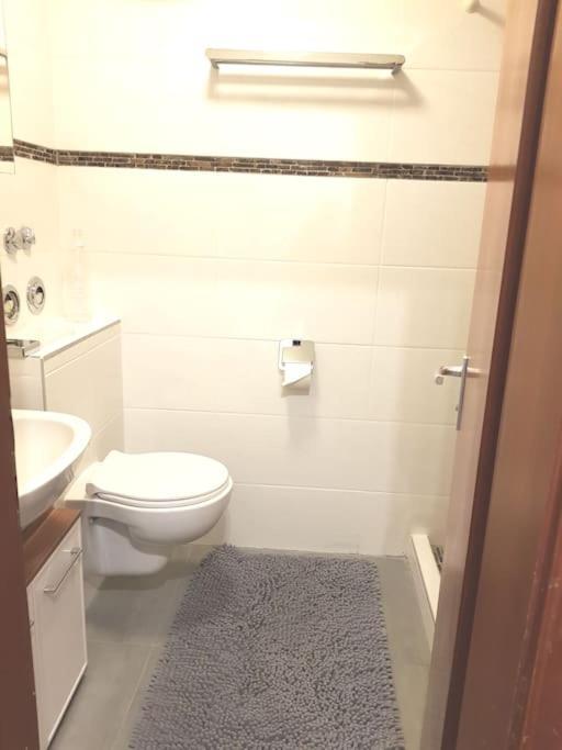 And Quiet 2 Apartment *